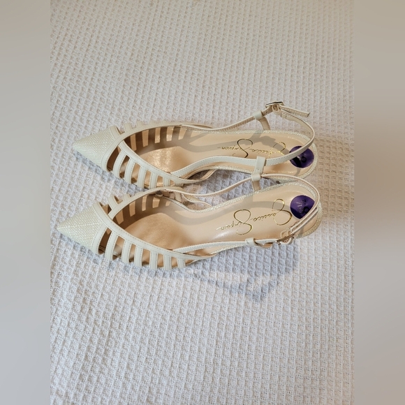 Jessica Simpson Elegant Cream Strappy Heels - Picture 3 of 7